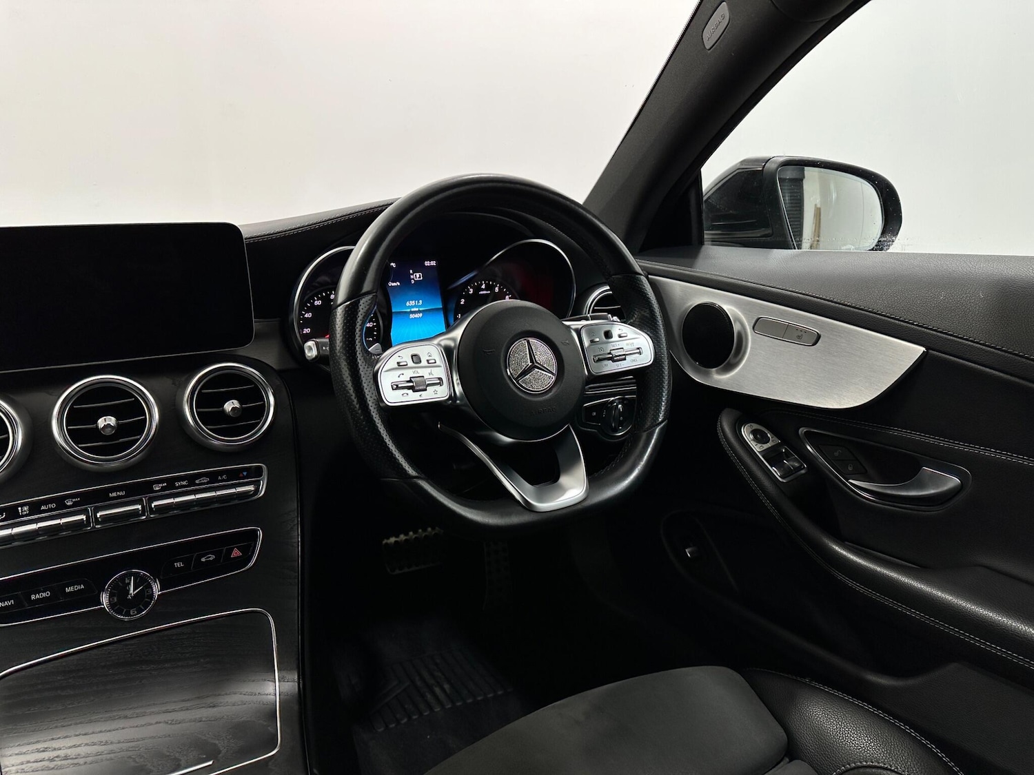 Used Mercedes-Benz C Class 2019 for sale - 77626151: Photo 11