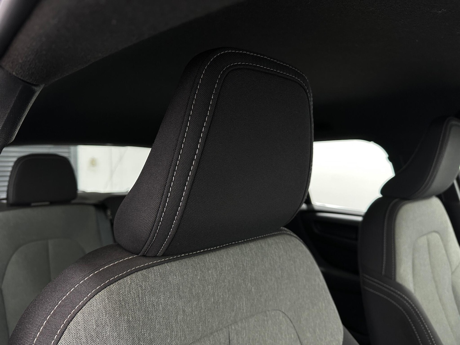 Used Volvo XC40 for sale - 77214997: Photo 28