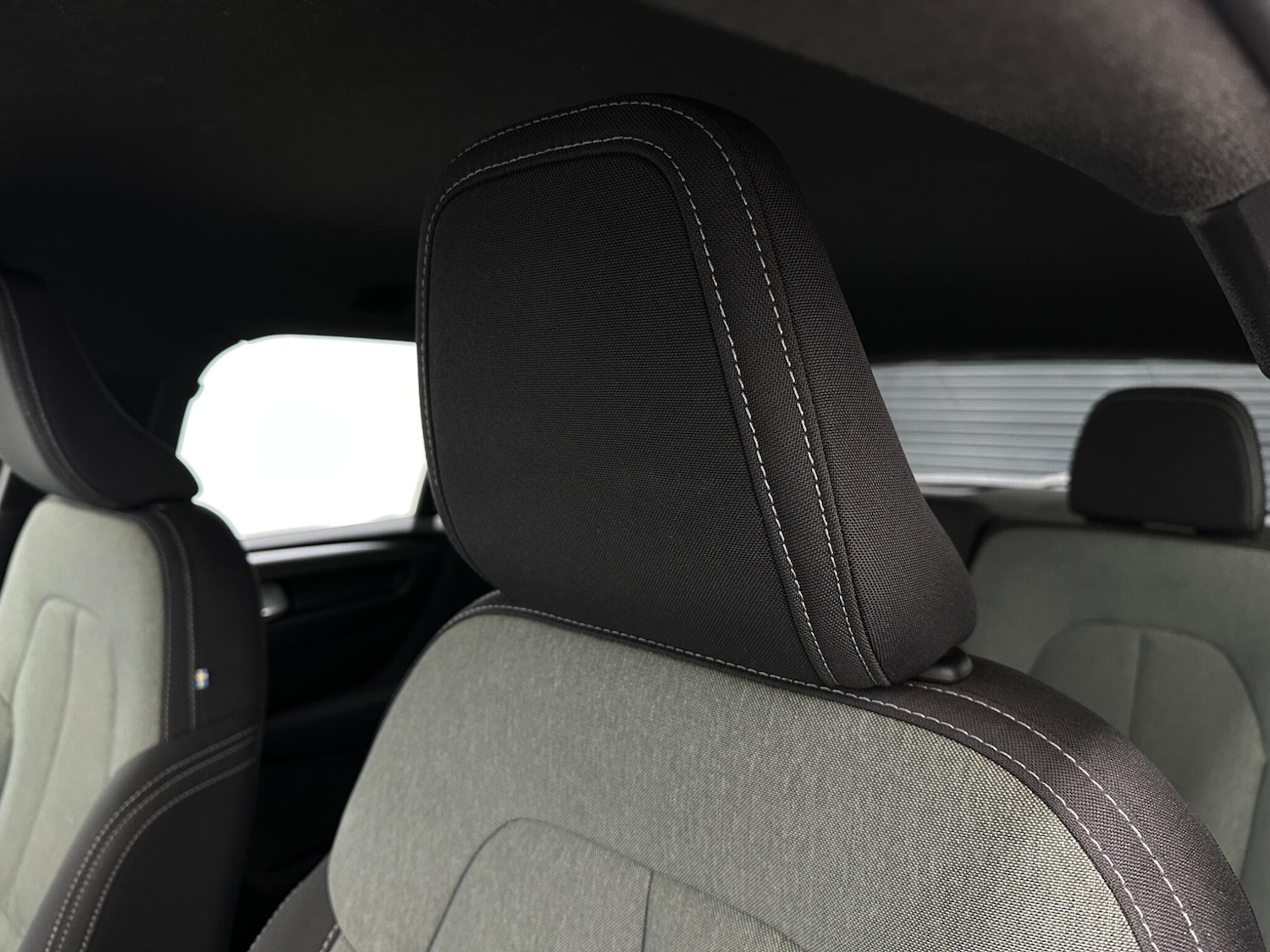 Used Volvo XC40 for sale - 77214997: Photo 32