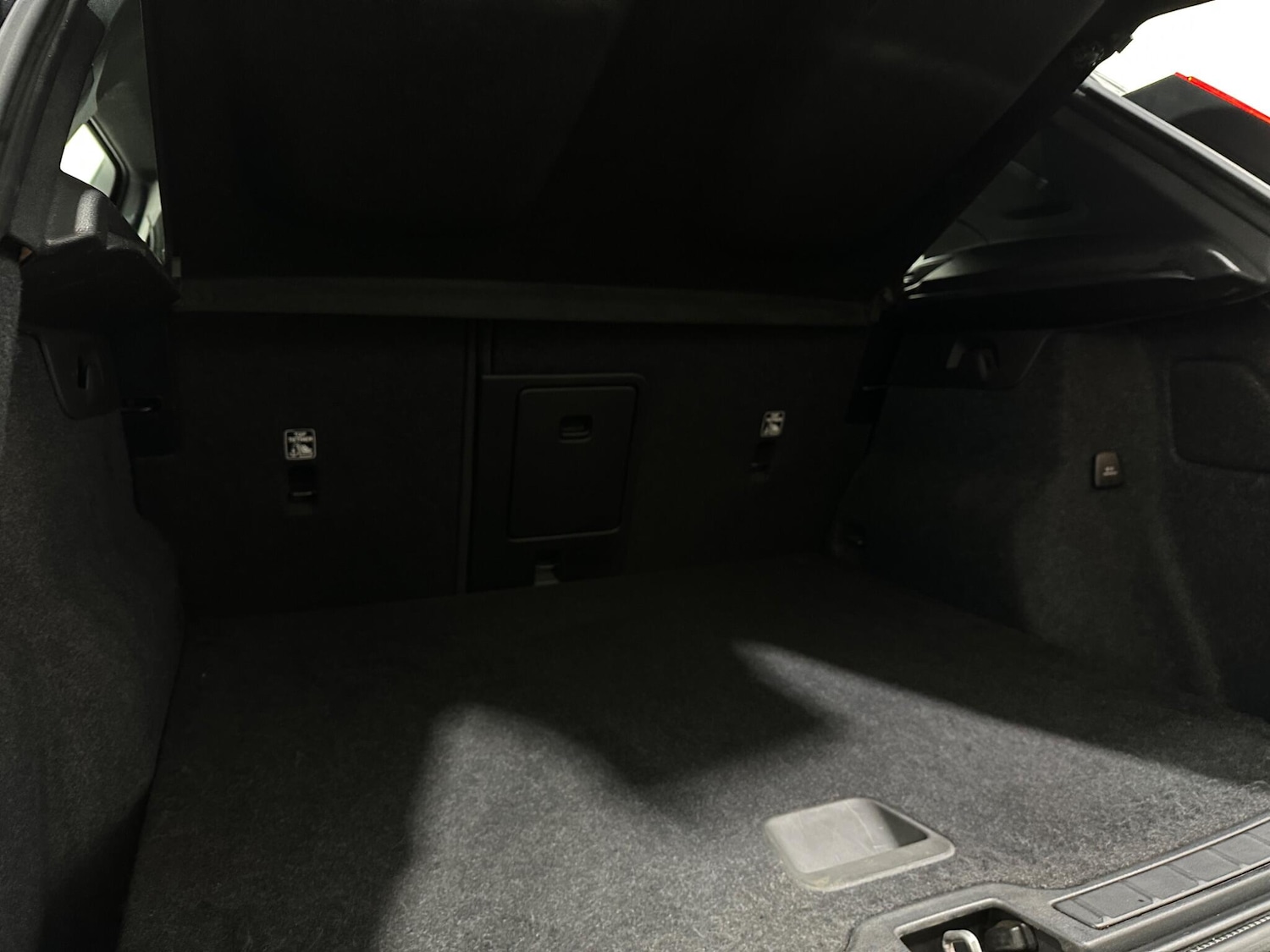 Used Volvo XC40 for sale - 77214997: Photo 43