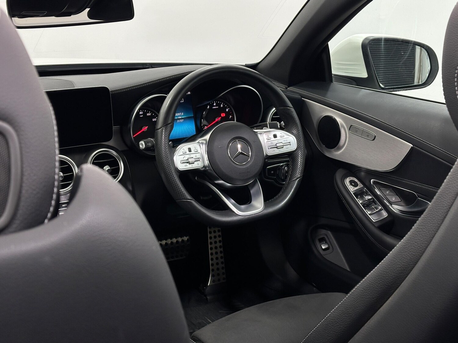 Used Mercedes-Benz C Class 2019 for sale - 77479465: Photo 12