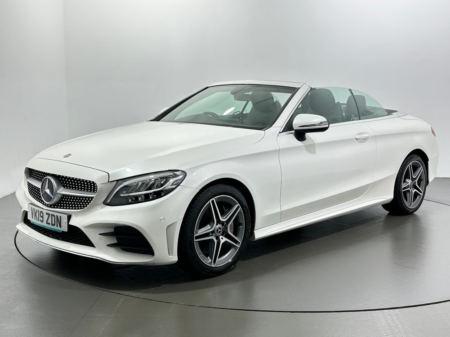 Used Mercedes-Benz C Class 2019 for sale - 77479465: Photo 3