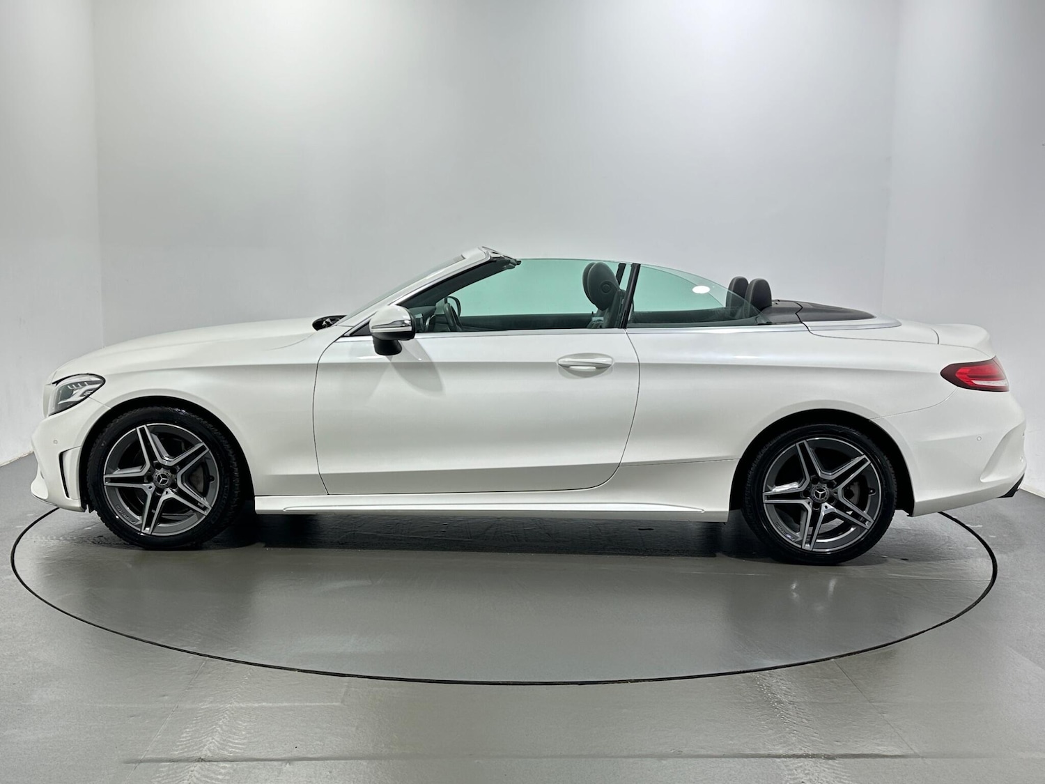 Used Mercedes-Benz C Class 2019 for sale - 77479465: Photo 5