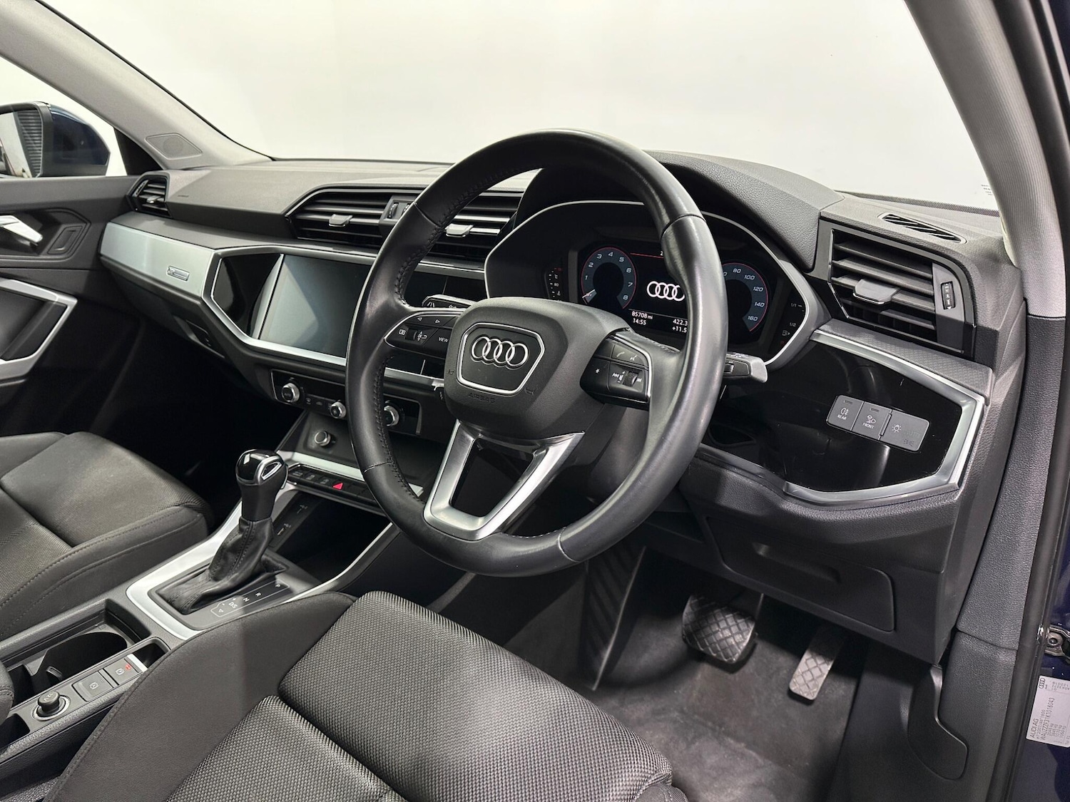 Used Audi Q3 2019 for sale - 77645928: Photo 10