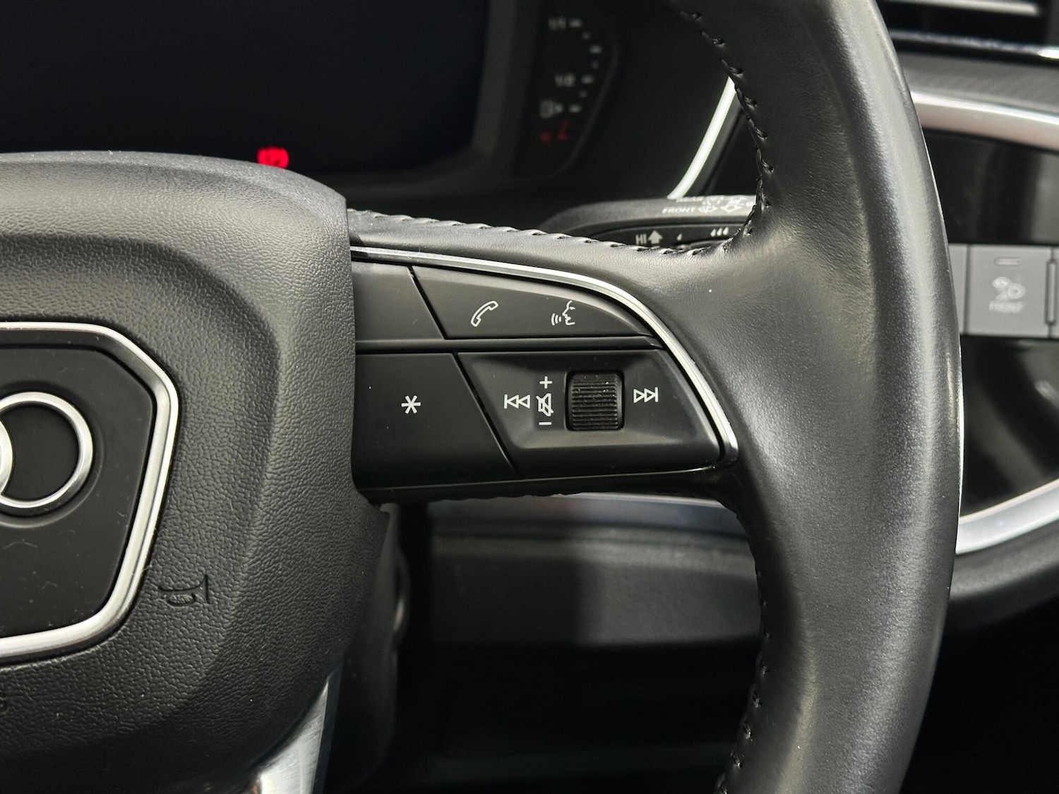 Used Audi Q3 2019 for sale - 77645928: Photo 16