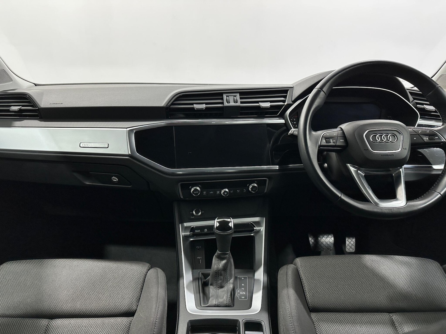 Used Audi Q3 2019 for sale - 77645928: Photo 20