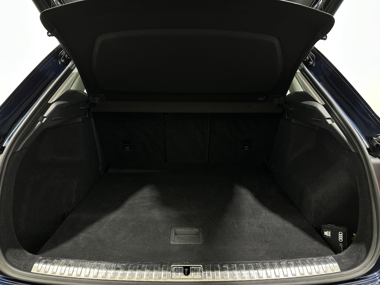 Used Audi Q3 2019 for sale - 77645928: Photo 46