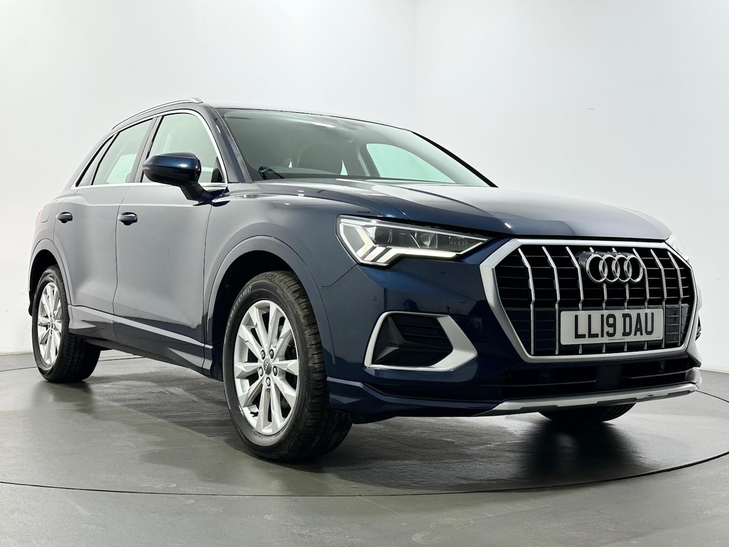 Used Audi Q3 2019 for sale - 77645928: Photo 52
