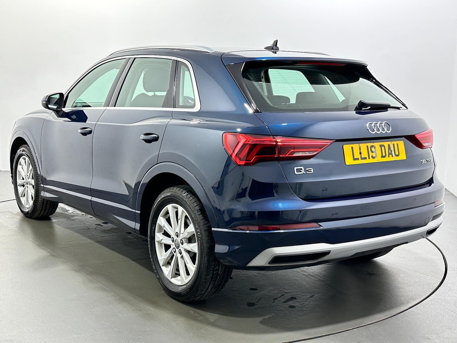 Used Audi Q3 2019 for sale - 77645928: Photo 6