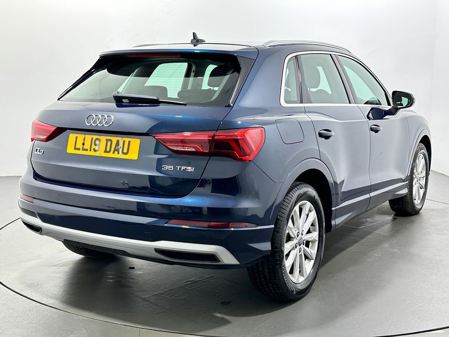 Used Audi Q3 2019 for sale - 77645928: Photo 8