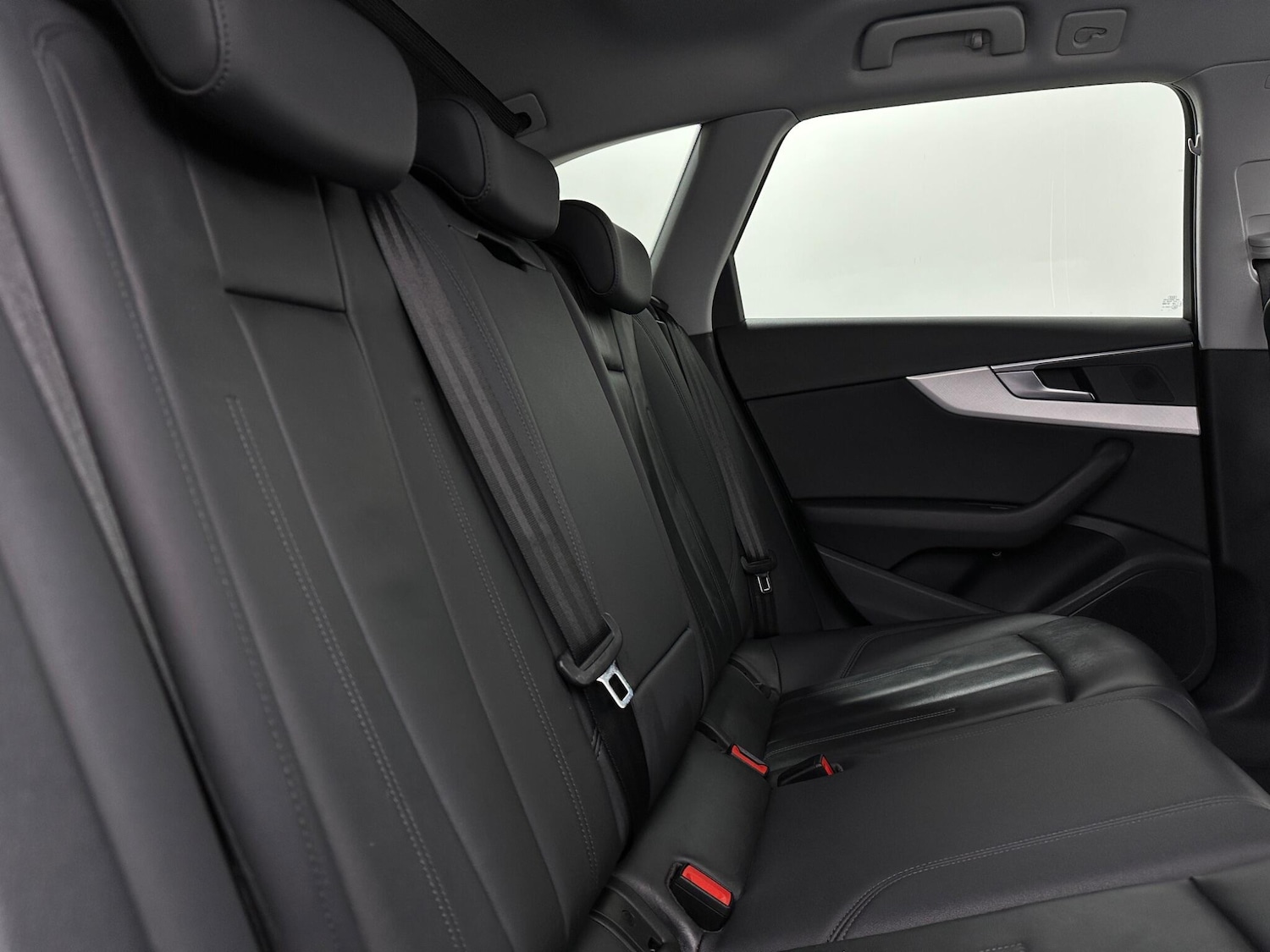 Used Audi A4 Avant for sale - 77994314: Photo 40