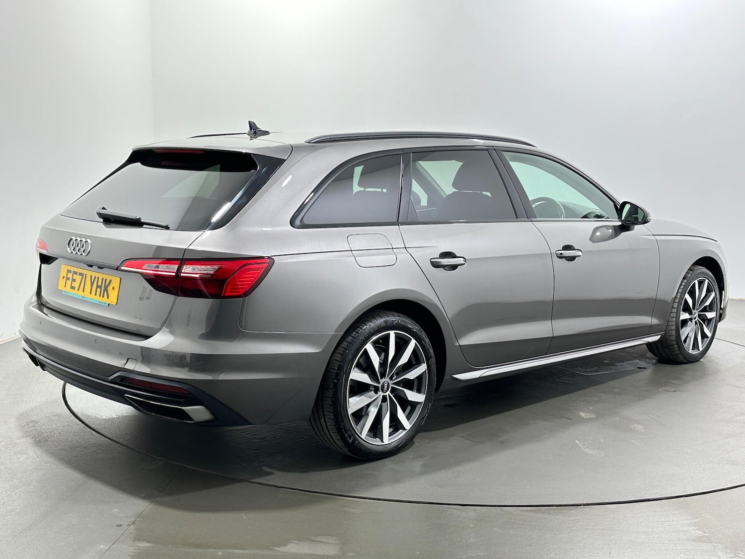 Used Audi A4 Avant for sale - 77994314: Photo 8