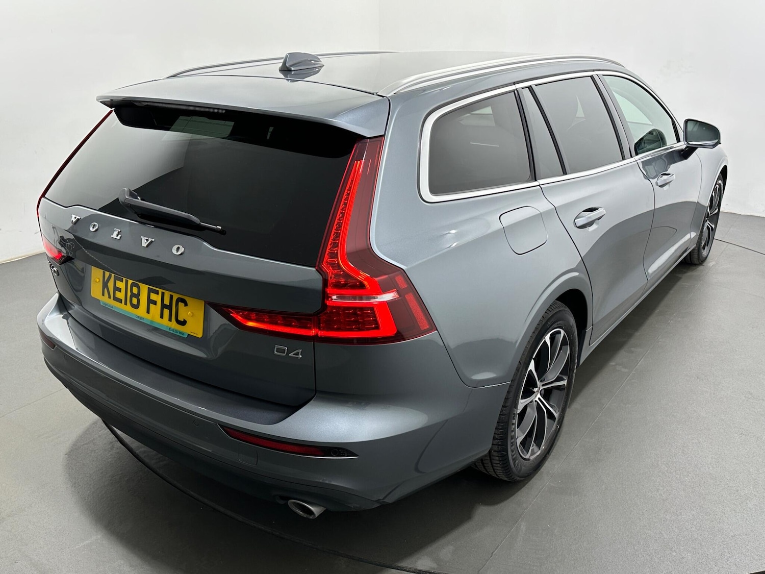 Used Volvo V60 2018 for sale - 77202721: Photo 49