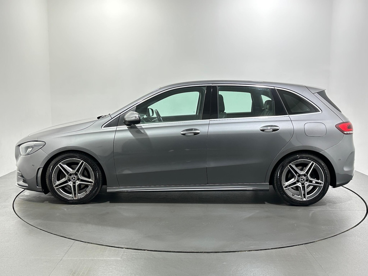 Used Mercedes-Benz B Class 2019 for sale - 76878979: Photo 5