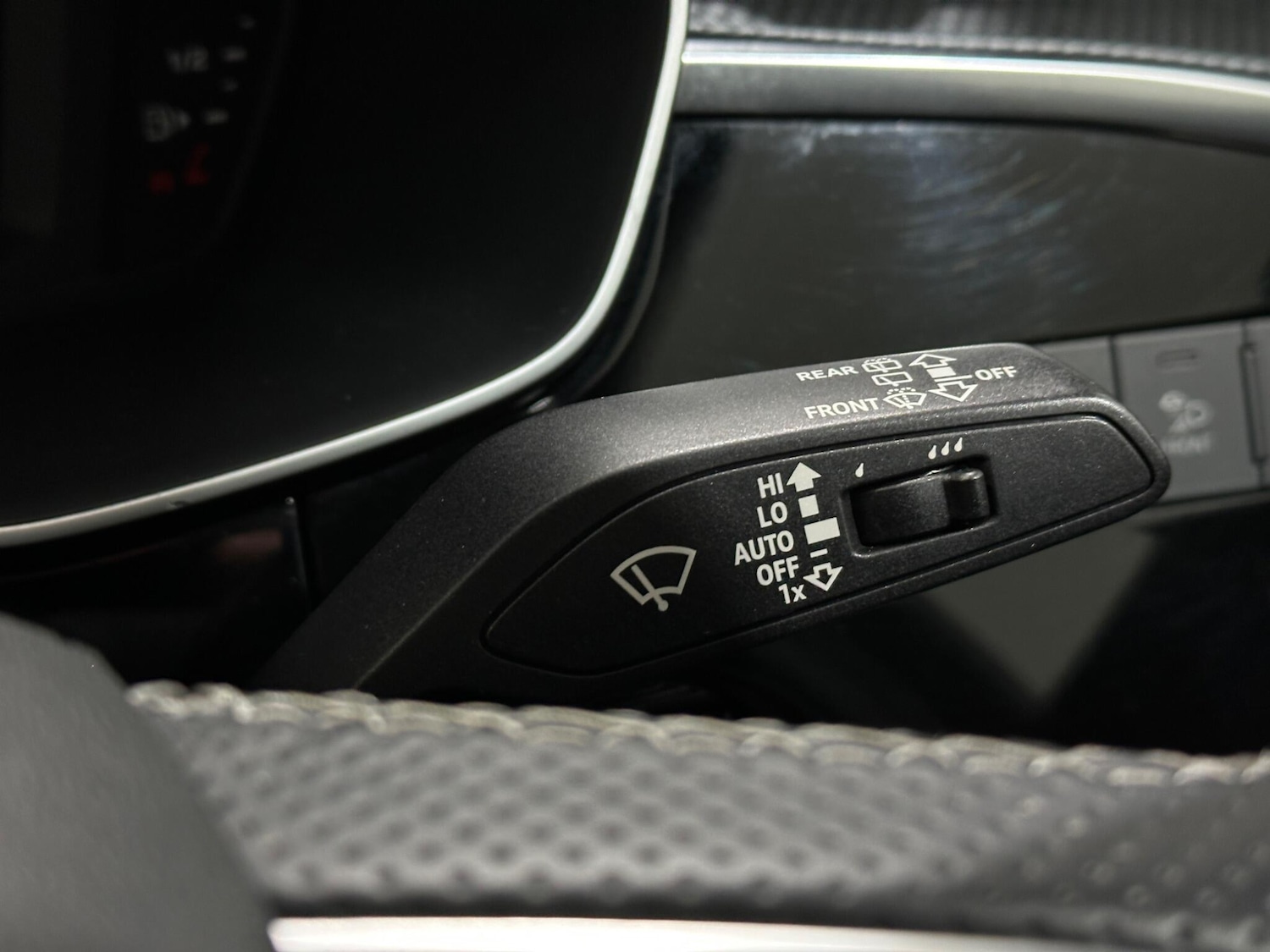 Used Audi Q3 2020 for sale - 77156359: Photo 15