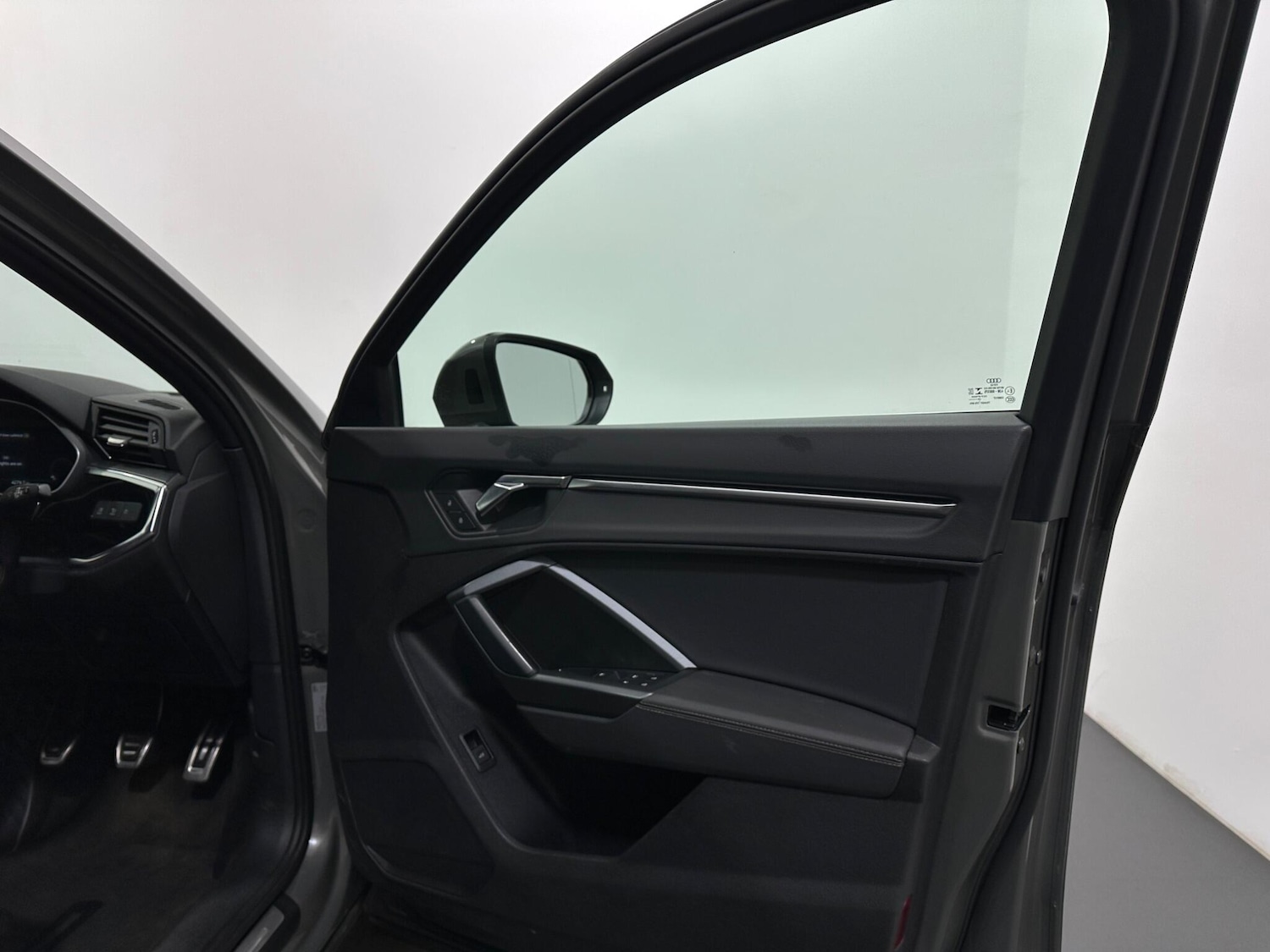 Used Audi Q3 2020 for sale - 77156359: Photo 31