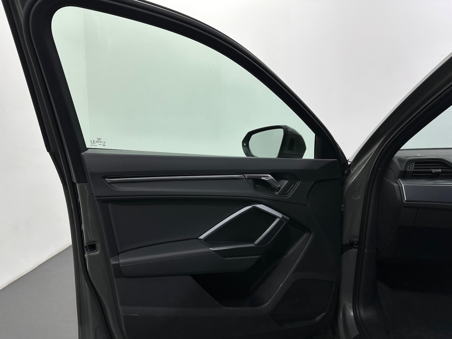 Used Audi Q3 2020 for sale - 77156359: Photo 34