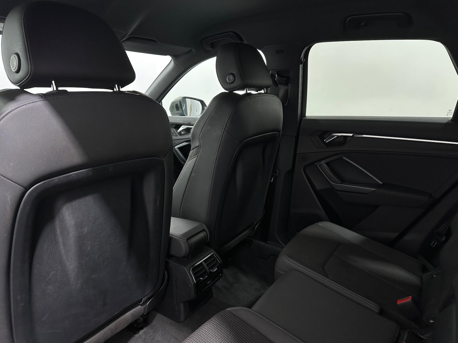 Used Audi Q3 2020 for sale - 77156359: Photo 35