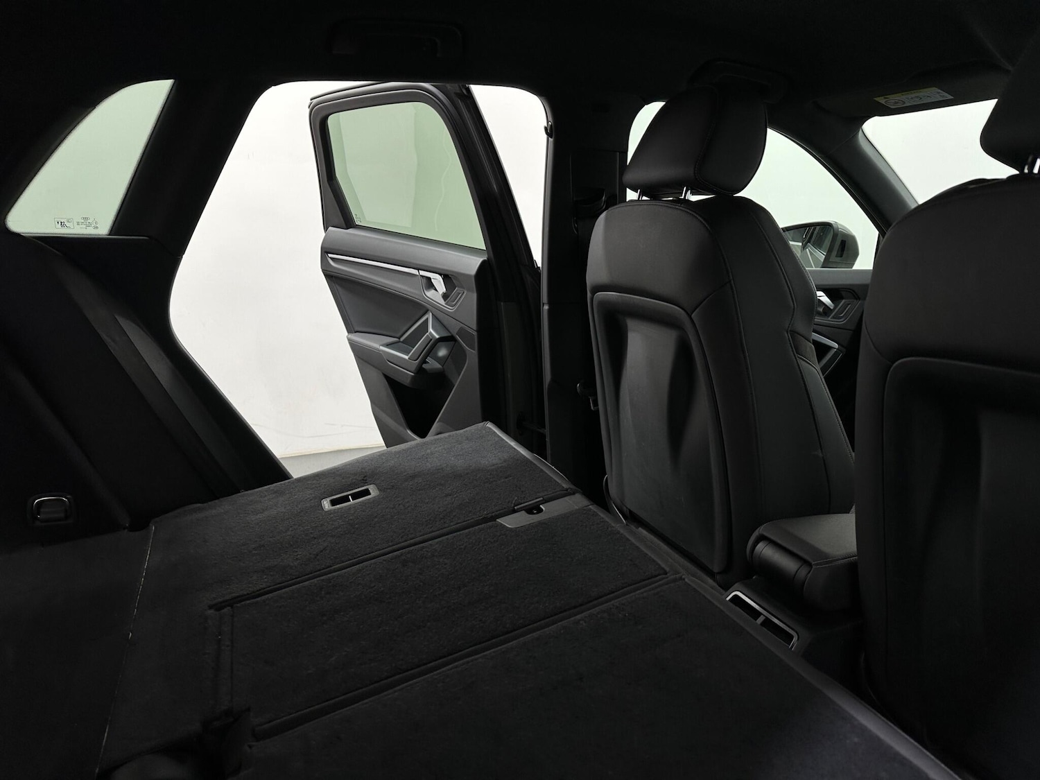 Used Audi Q3 2020 for sale - 77156359: Photo 43