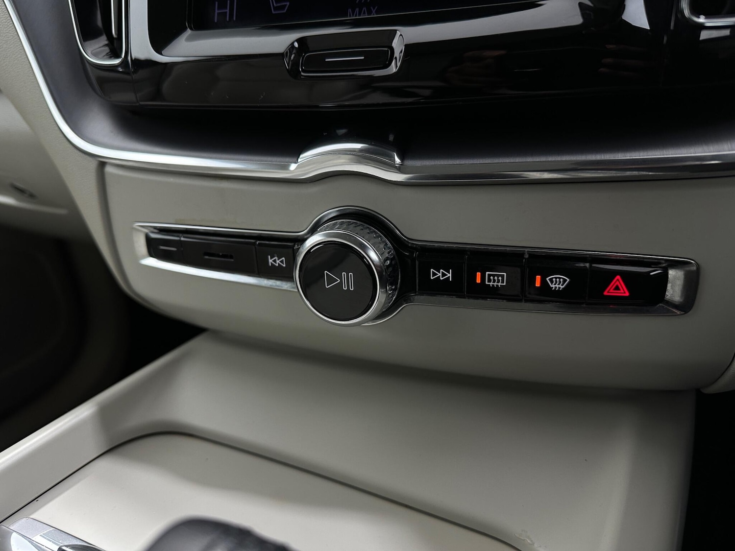 Used Volvo XC60 2021 for sale - 77203887: Photo 20