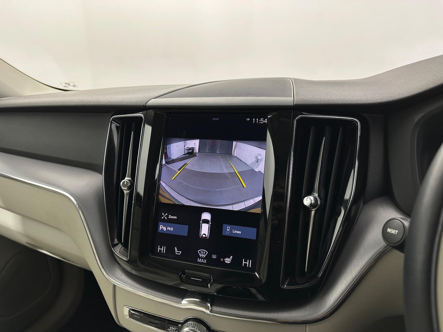 Used Volvo XC60 2021 for sale - 77203887: Photo 21