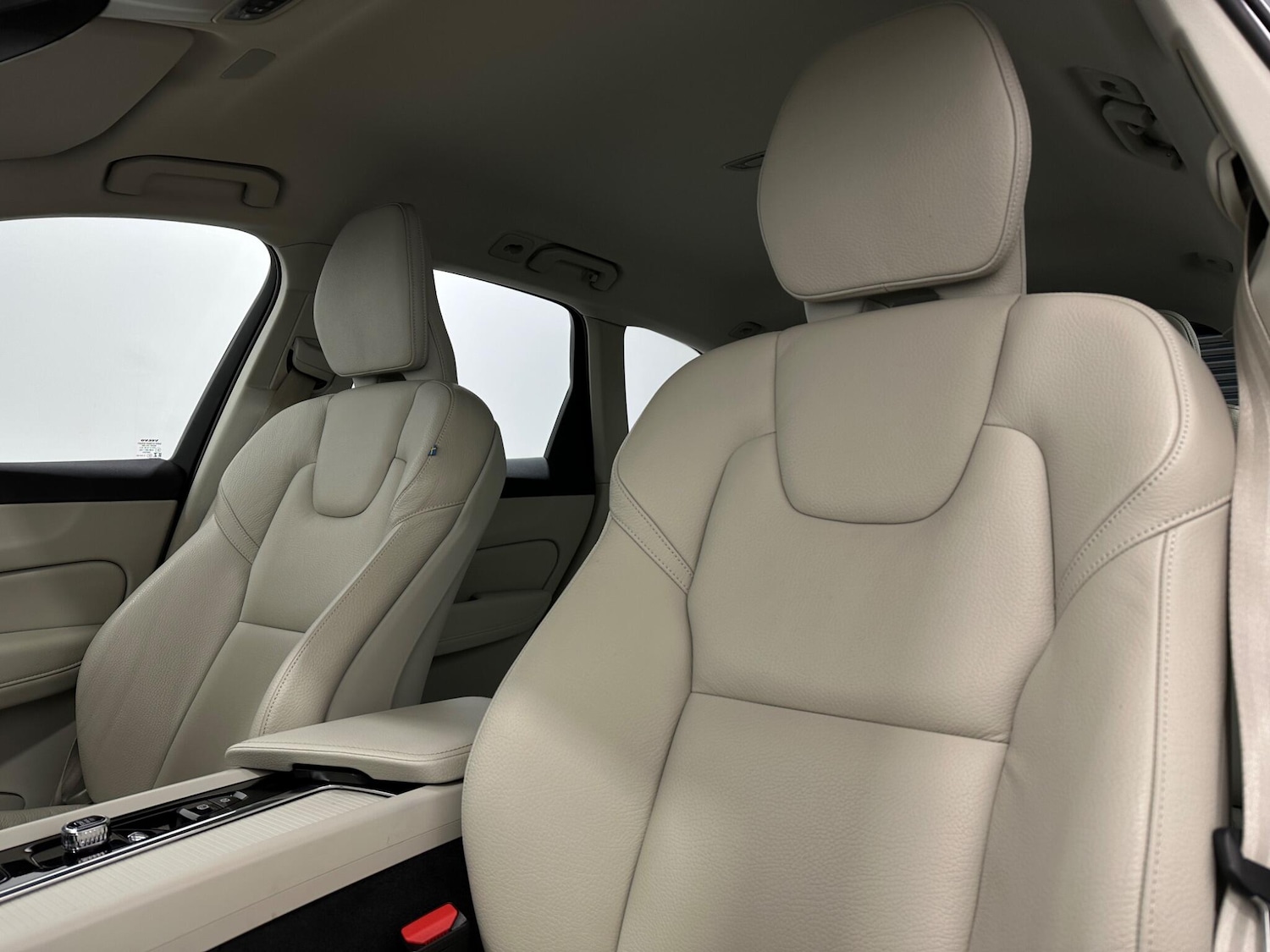 Used Volvo XC60 2021 for sale - 77203887: Photo 34