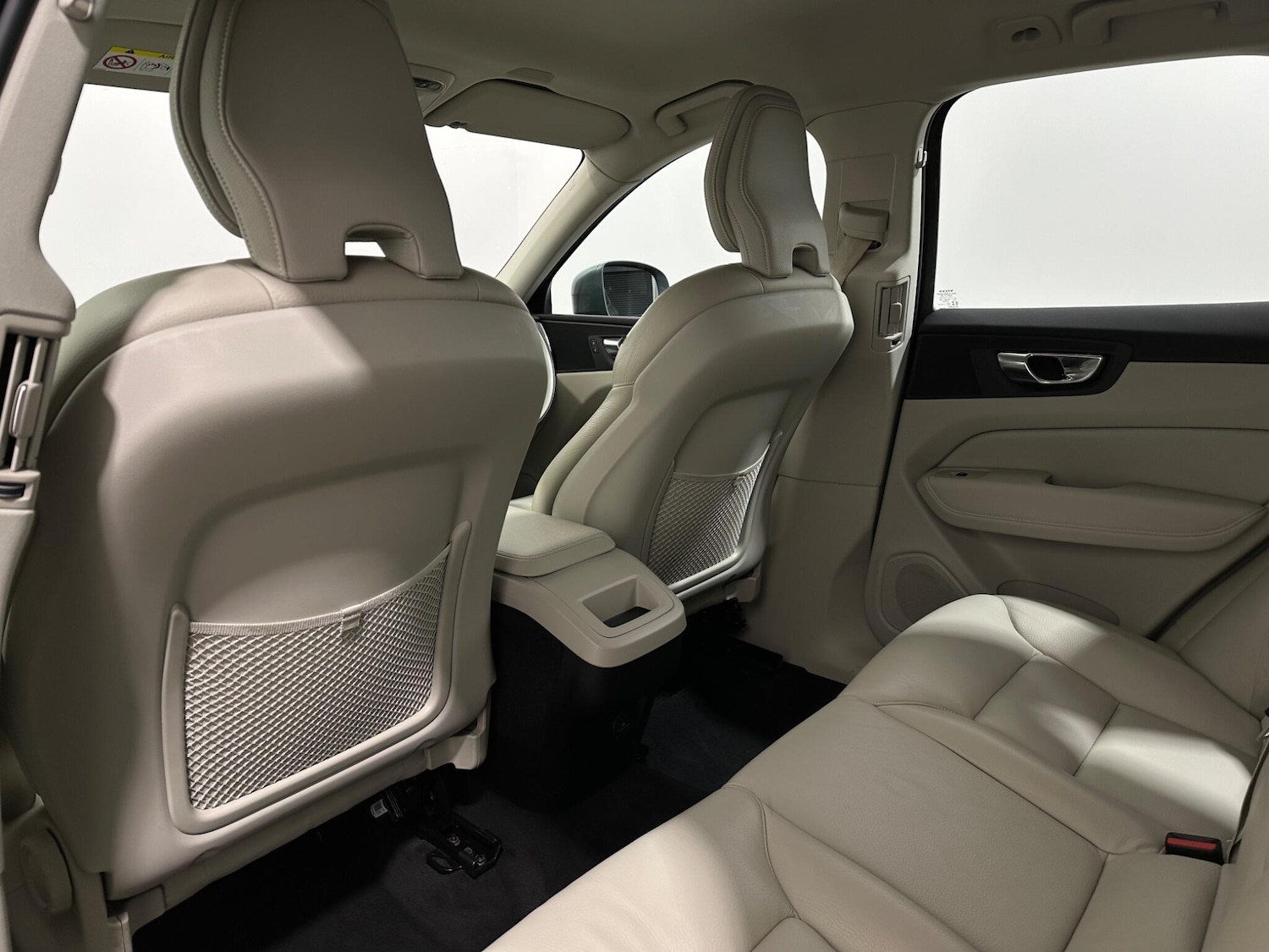 Used Volvo XC60 2021 for sale - 77203887: Photo 36