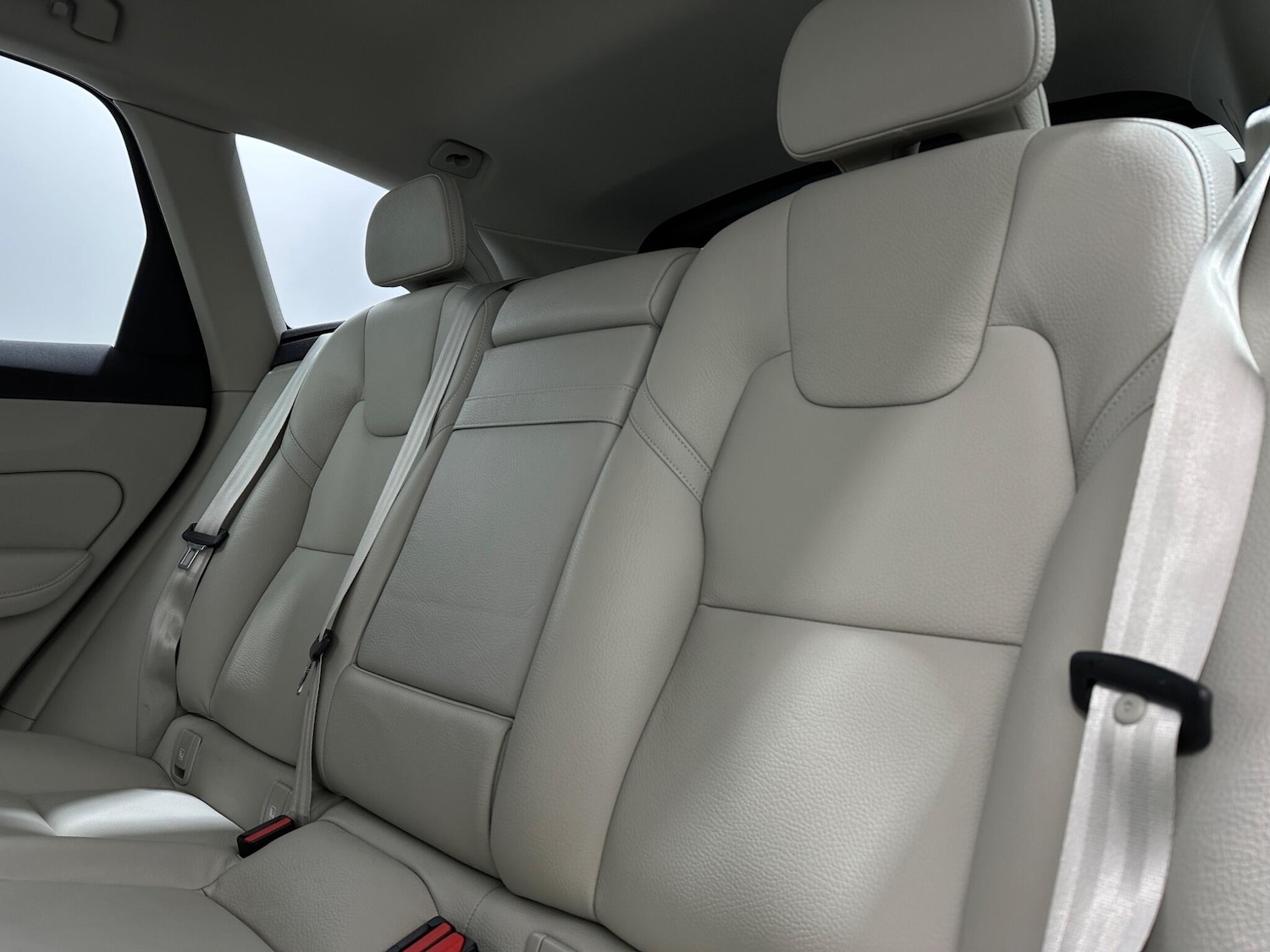 Used Volvo XC60 2021 for sale - 77203887: Photo 37