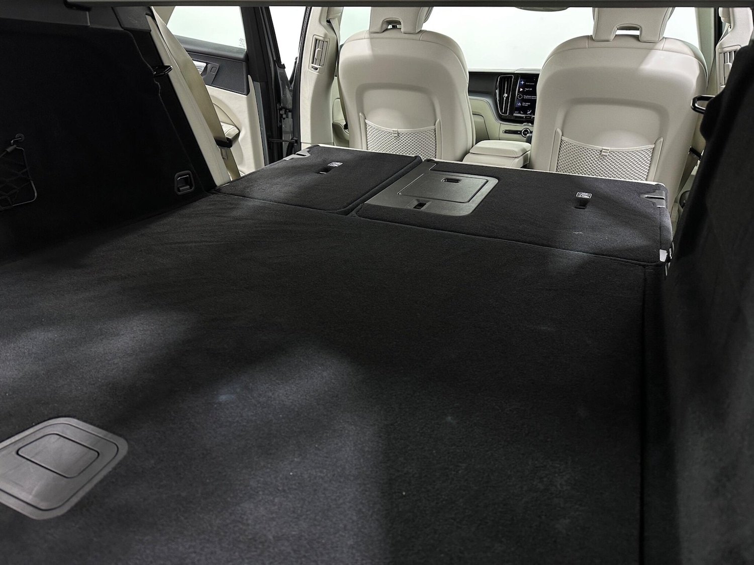 Used Volvo XC60 2021 for sale - 77203887: Photo 43