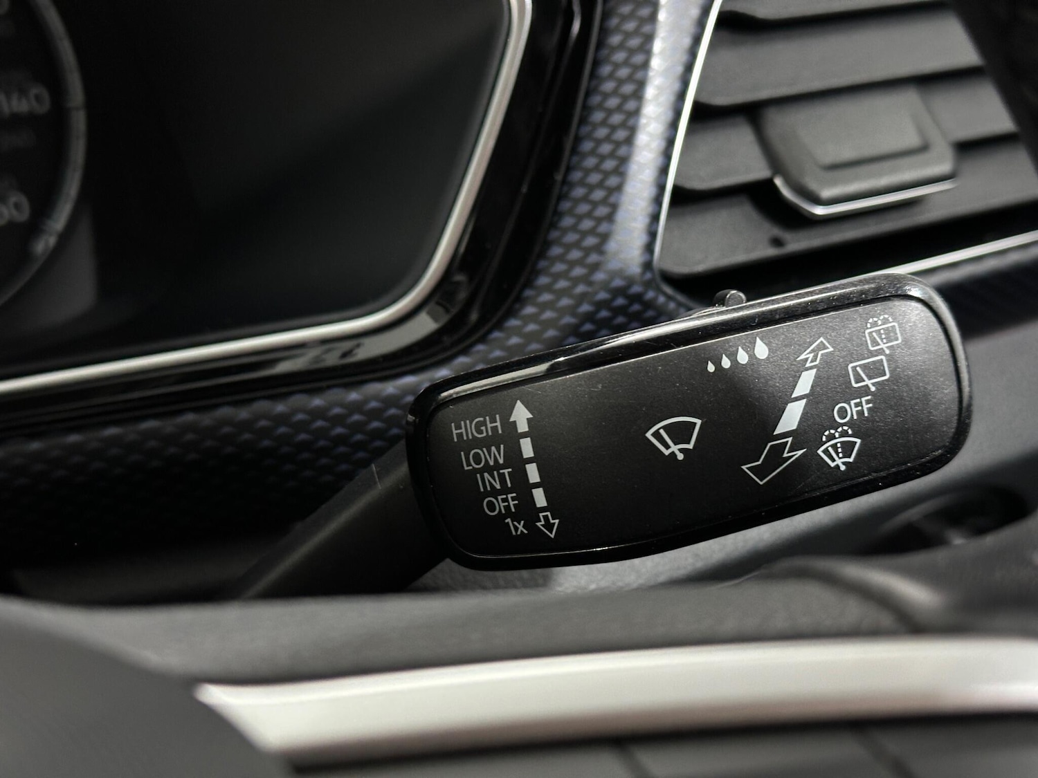 Used Volkswagen T-Cross 2021 for sale - 76878882: Photo 15