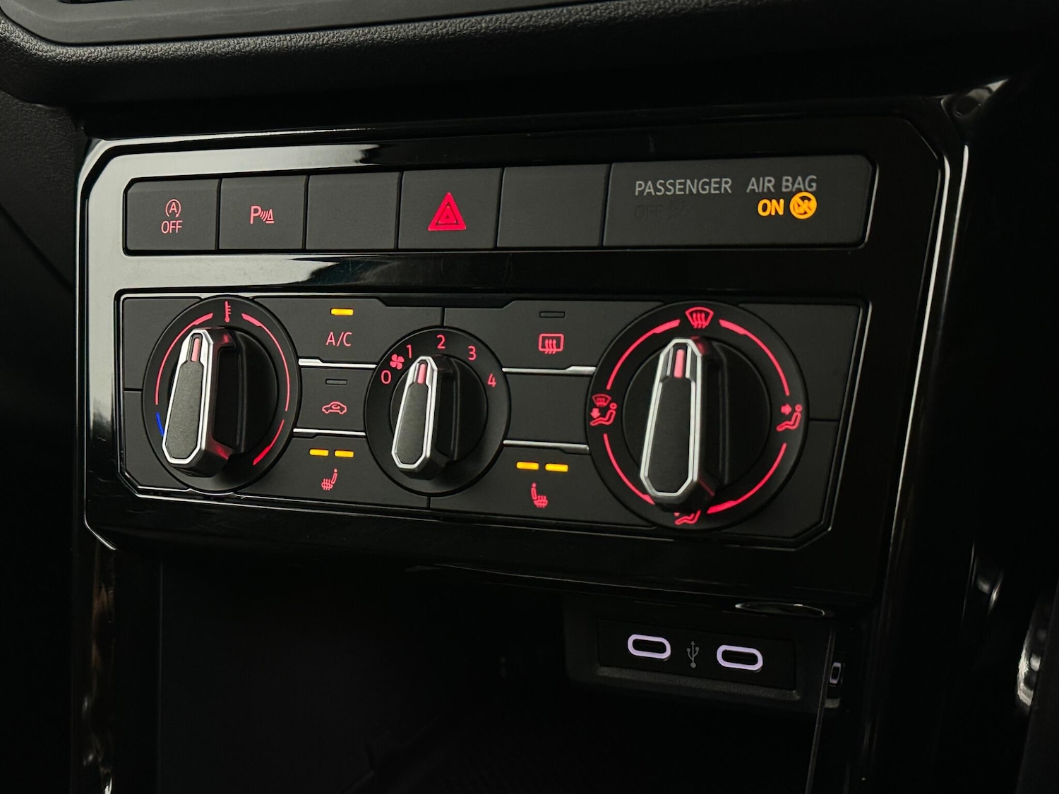 Used Volkswagen T-Cross 2021 for sale - 76878882: Photo 19