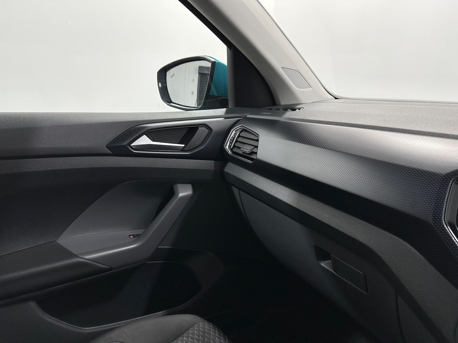 Used Volkswagen T-Cross 2021 for sale - 76878882: Photo 24