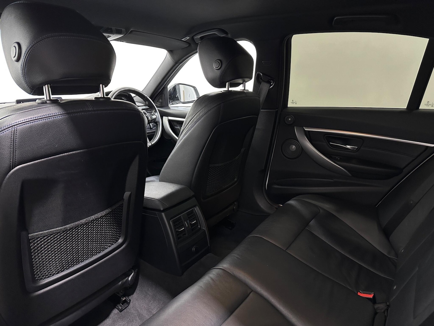 Used BMW 3 Series 2017 for sale - 78203973: Photo 38