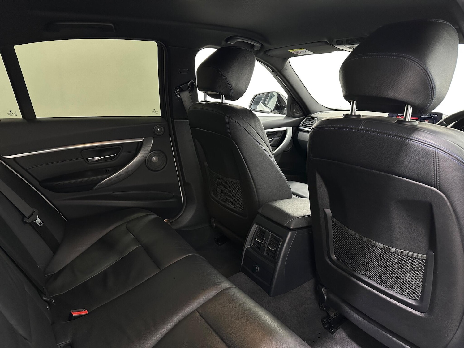 Used BMW 3 Series 2017 for sale - 78203973: Photo 41