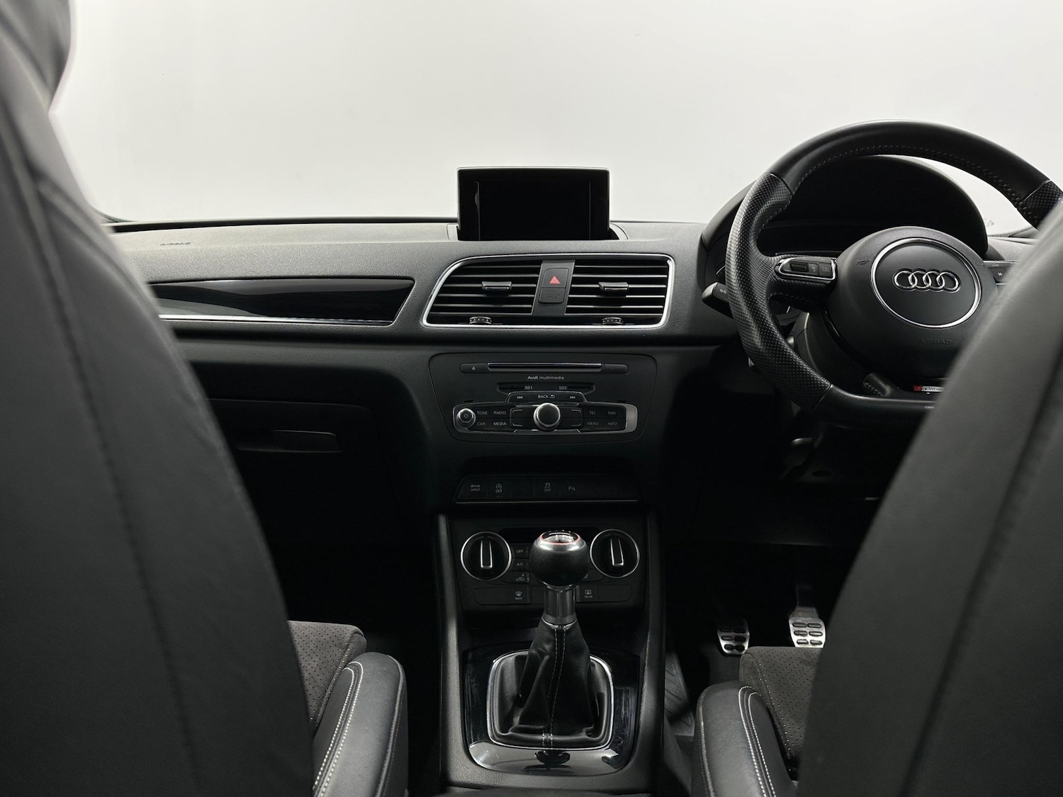 Used Audi Q3 2018 for sale - 76878852: Photo 18