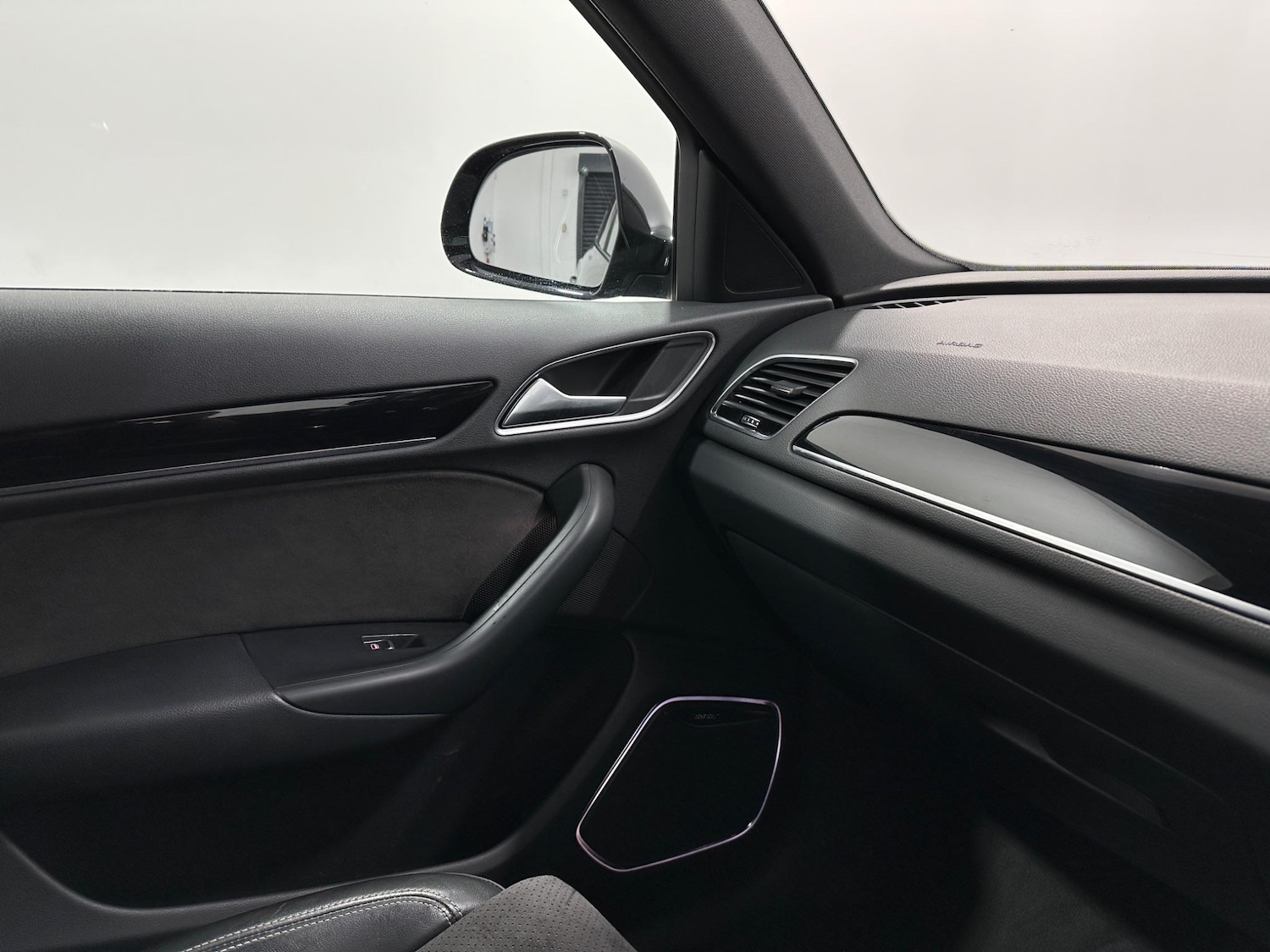 Used Audi Q3 2018 for sale - 76878852: Photo 26