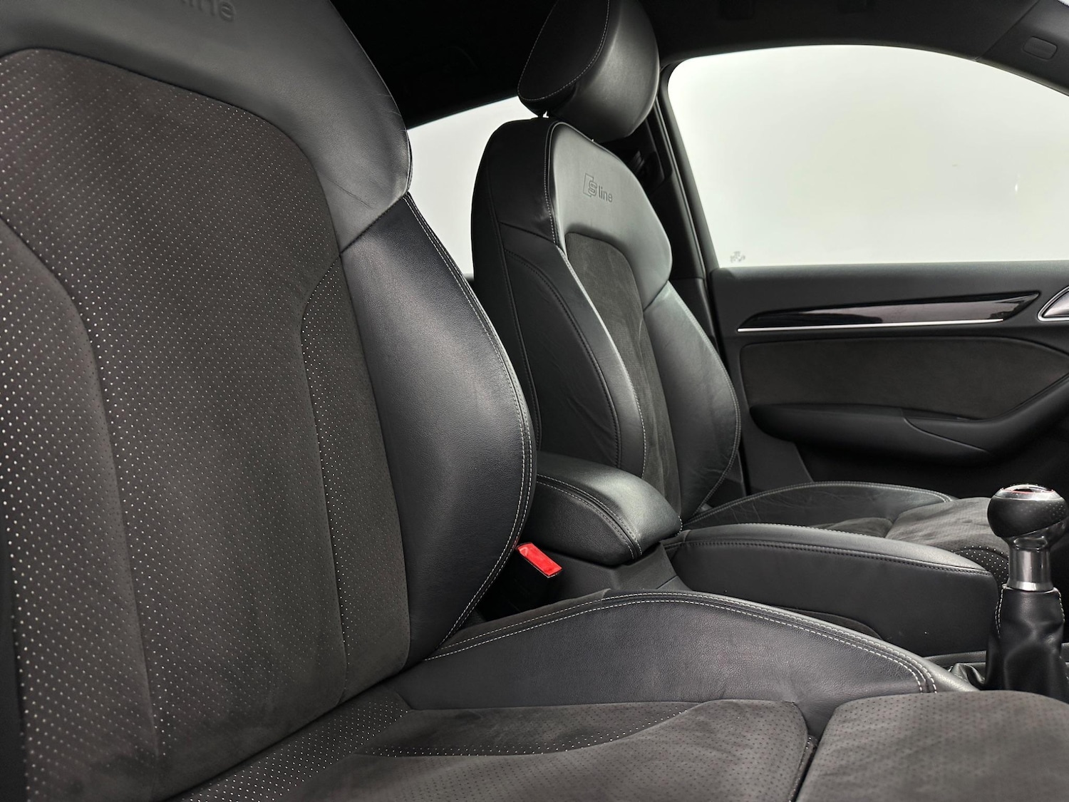 Used Audi Q3 2018 for sale - 76878852: Photo 30