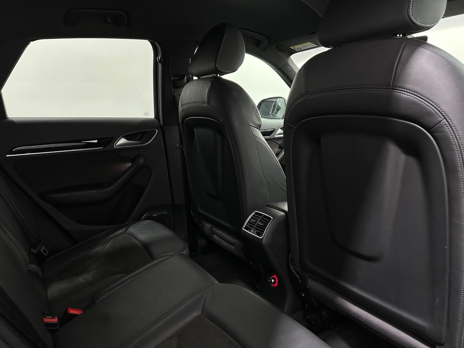 Used Audi Q3 2018 for sale - 76878852: Photo 40