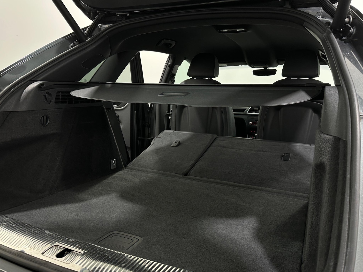 Used Audi Q3 2018 for sale - 76878852: Photo 44