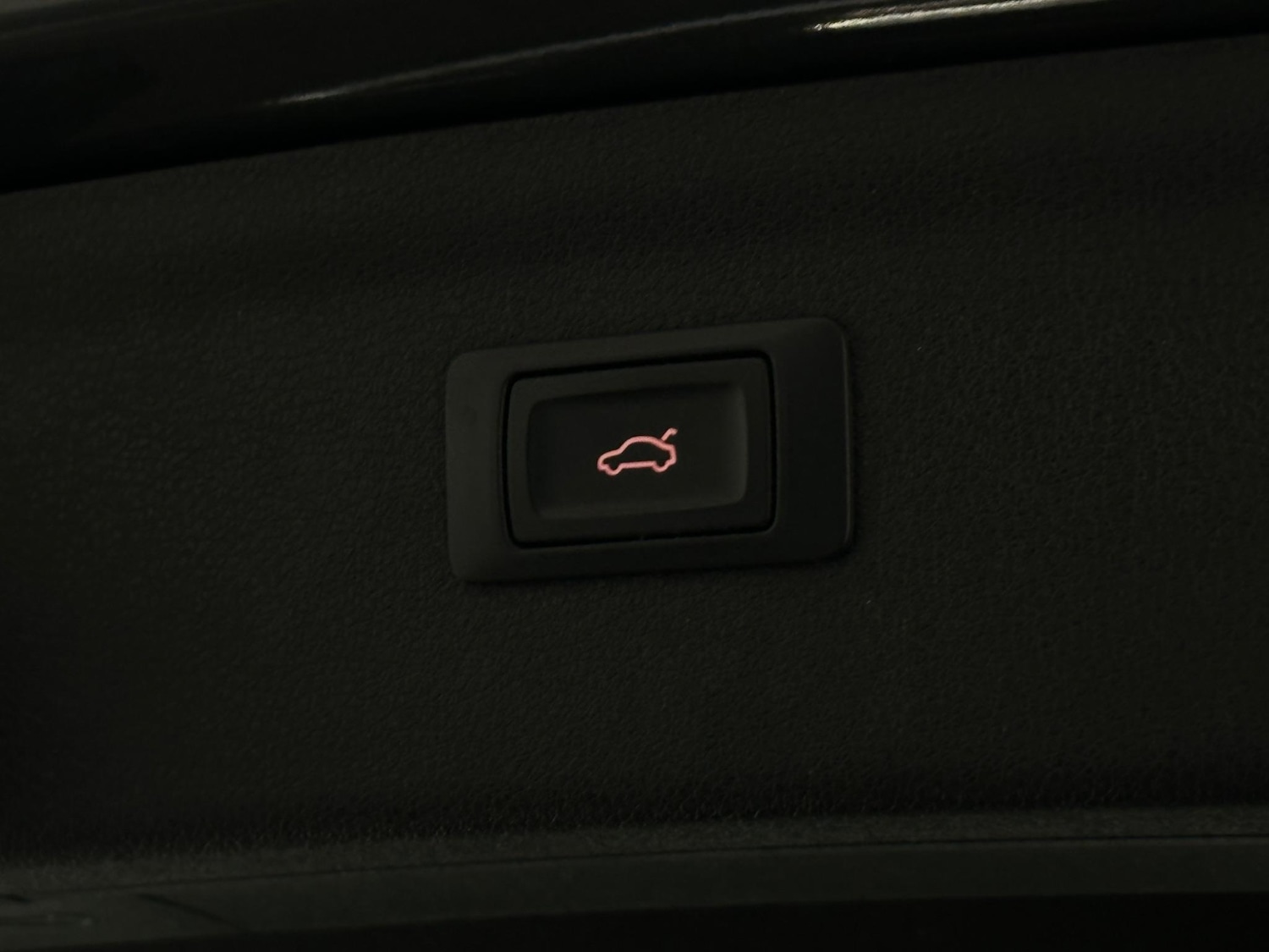 Used Audi Q3 2018 for sale - 76878852: Photo 48