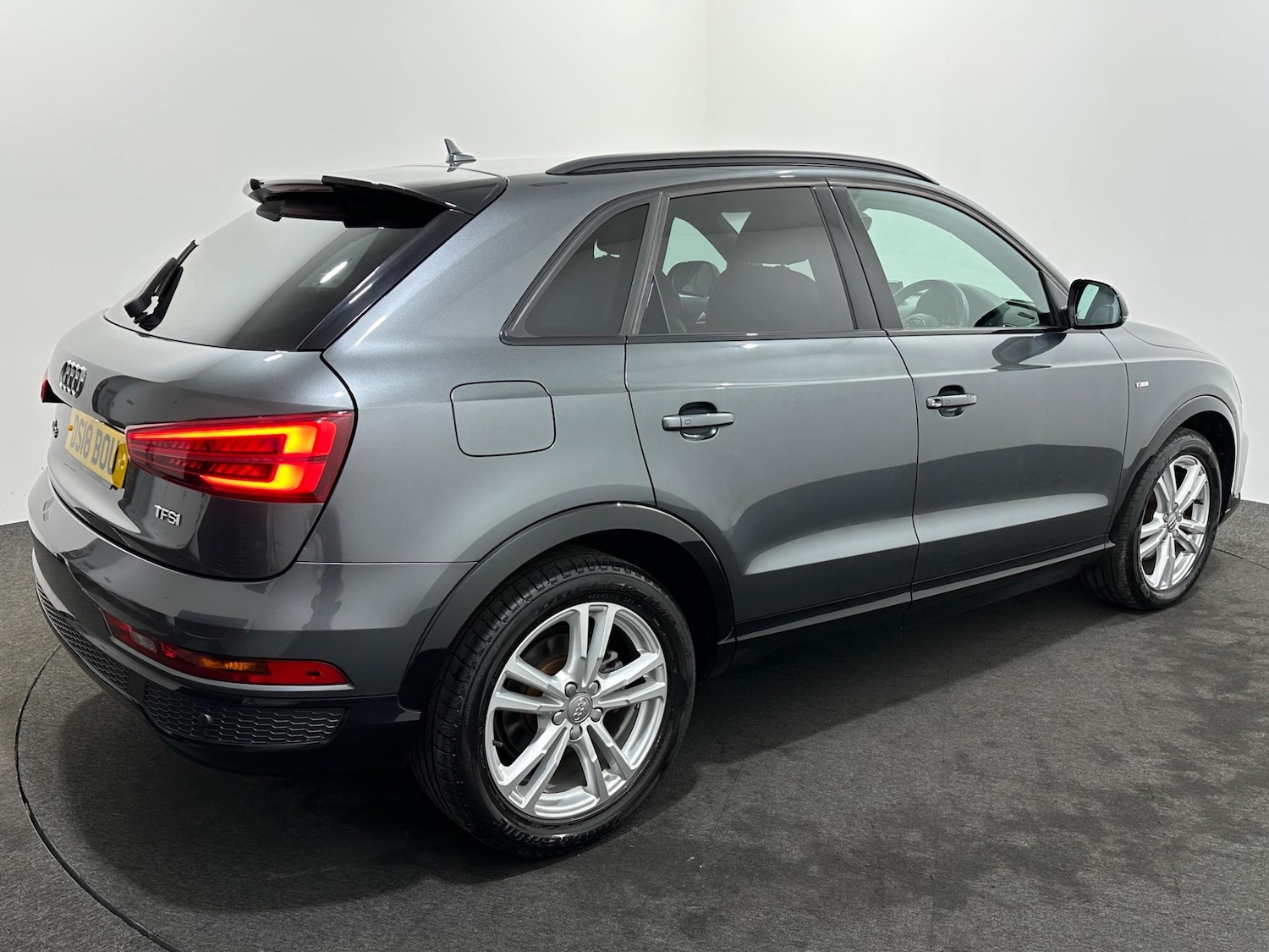 Used Audi Q3 2018 for sale - 76878852: Photo 52