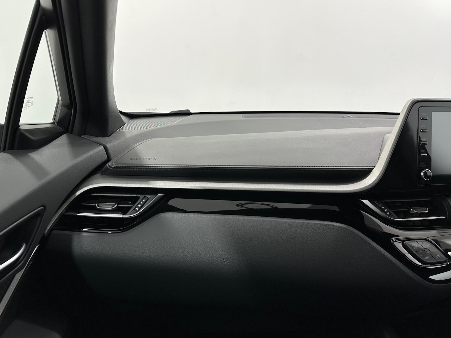 Used Toyota C-HR 2021 for sale - 77202929: Photo 24