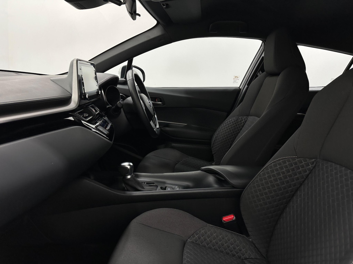 Used Toyota C-HR 2021 for sale - 77202929: Photo 30