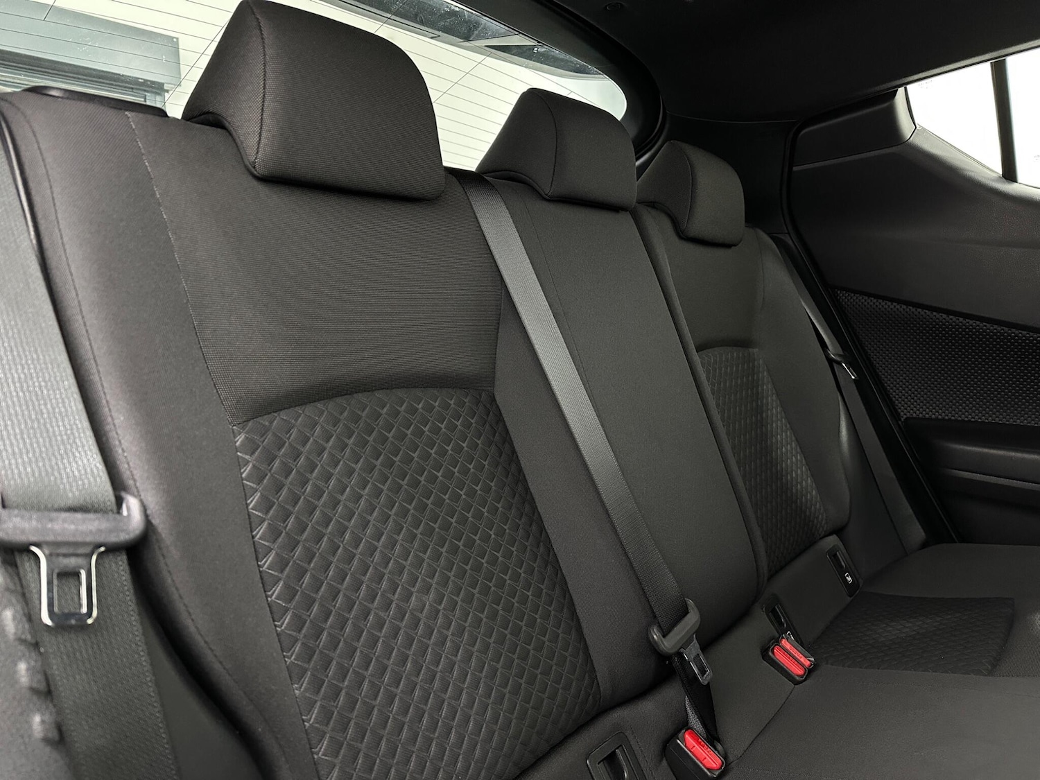 Used Toyota C-HR 2021 for sale - 77202929: Photo 37