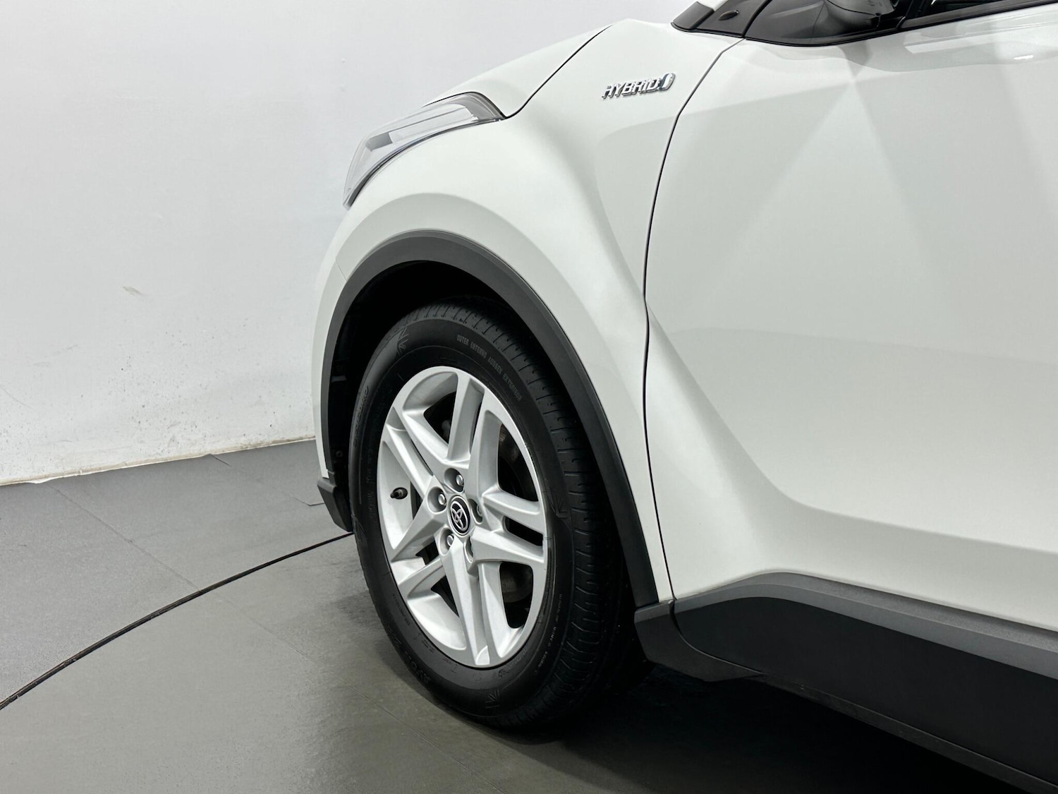 Used Toyota C-HR 2021 for sale - 77202929: Photo 45