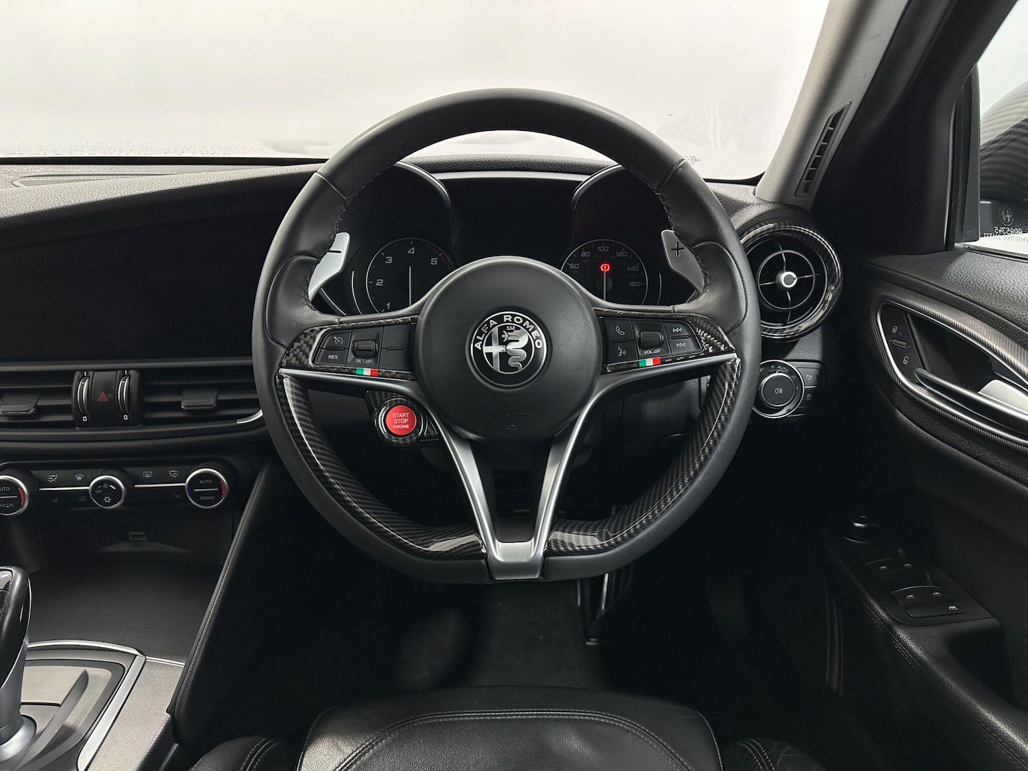 Used Alfa Romeo Giulia 2017 for sale - 77559715: Photo 13