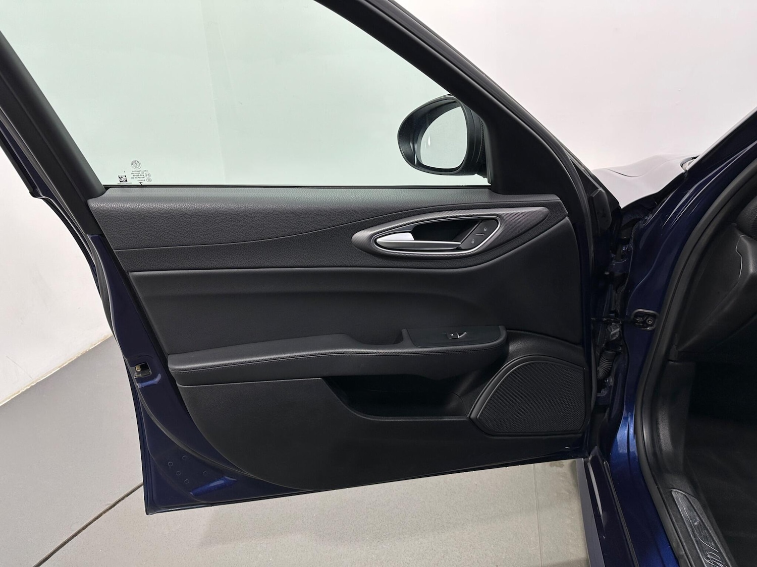 Used Alfa Romeo Giulia 2017 for sale - 77559715: Photo 36