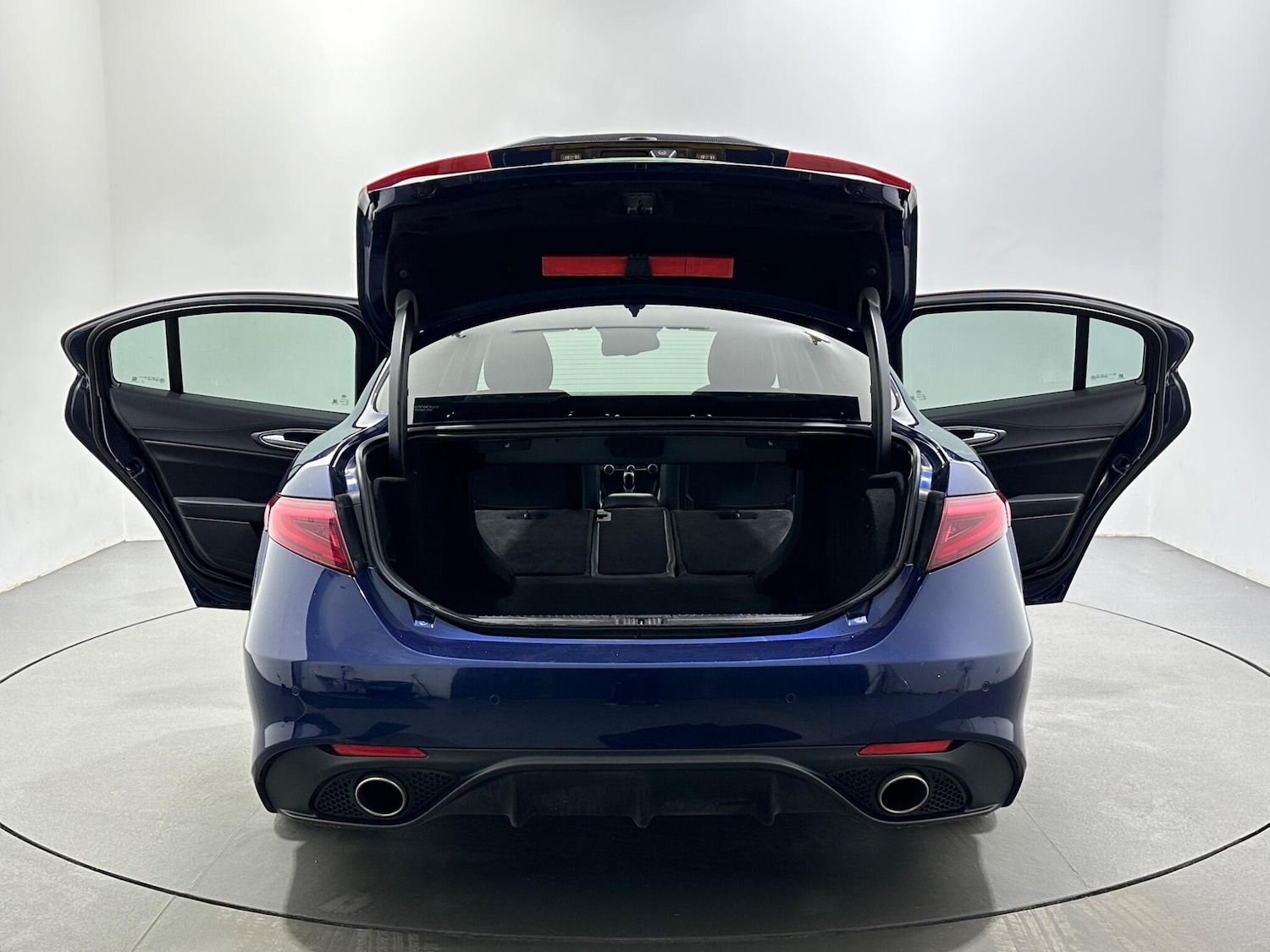 Used Alfa Romeo Giulia 2017 for sale - 77559715: Photo 43