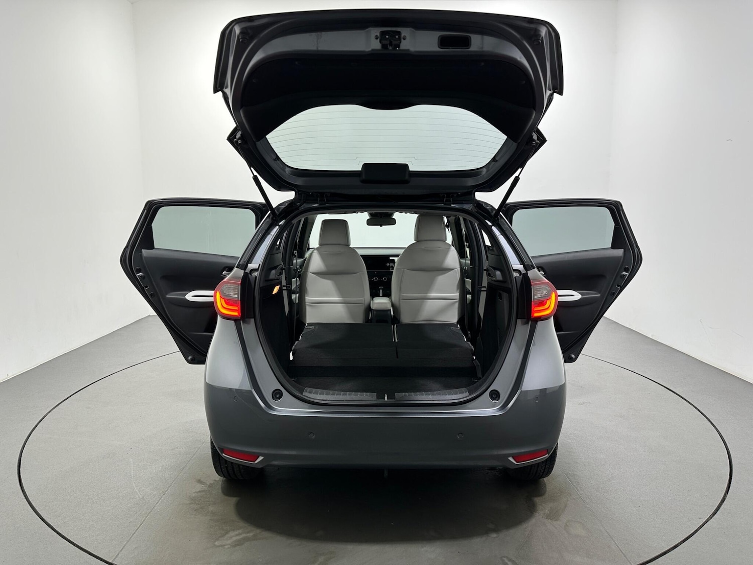 Used Honda Jazz 2021 for sale - 76878913: Photo 44