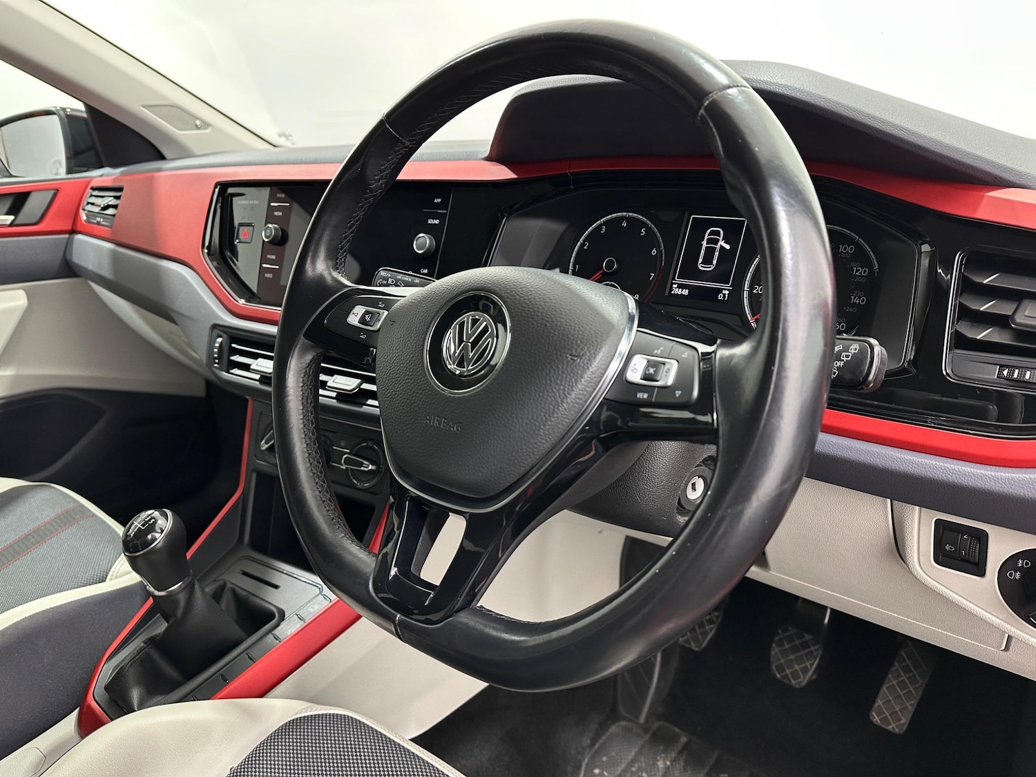 Used Volkswagen Polo 2020 for sale - 76878546: Photo 10